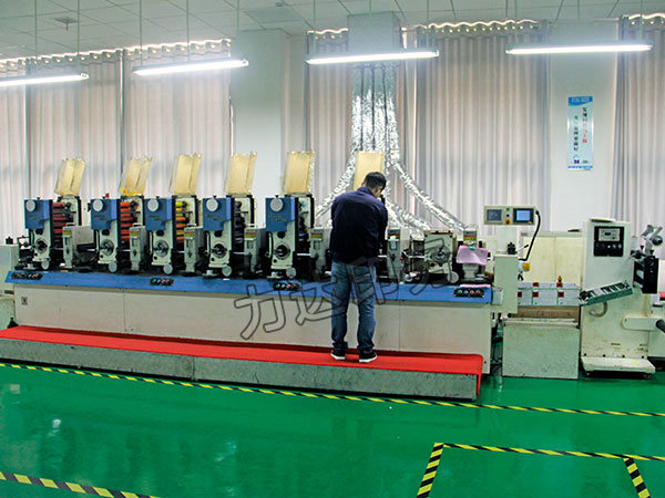 琳得科機(jī)組式標(biāo)簽印刷機(jī)6C+1